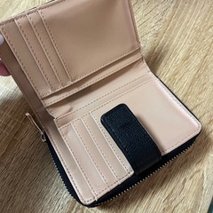 折りたたみ財布の画像