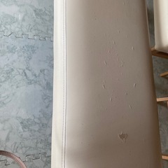 ダイニングテーブルの画像