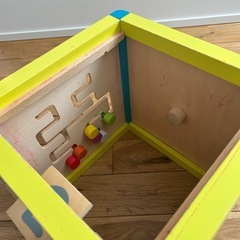 知育玩具　ループボックス アクティビティキューブの画像
