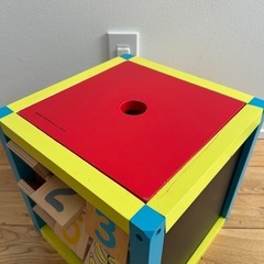 知育玩具　ループボックス アクティビティキューブの画像