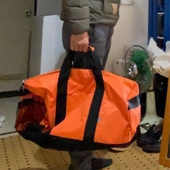 売り切り 安すぎる 新生活 新学期 ボストンバッグ スポーツバッグ 旅 出張 泊まり 旅行 リップストップ 美品 オレンジの画像