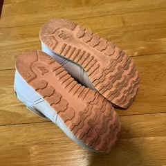 靴　ニューバランス　18cmの画像
