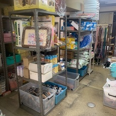 ペット用品100〜500円本日と6/27（最終日）の２日間の画像