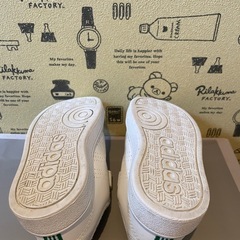 アディダス　キッズの画像