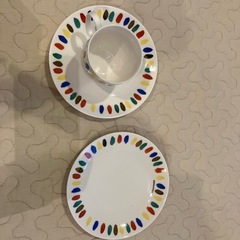 ティーカップ　皿の画像