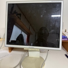 パソコンモニター