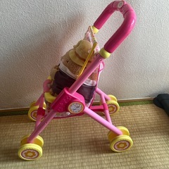 すみっコぐらしとベビーカーの画像