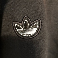 24時で終了します！【本日7/30最終受け渡し】24時迄可能時迄受取★アディダスのジャージ③の画像