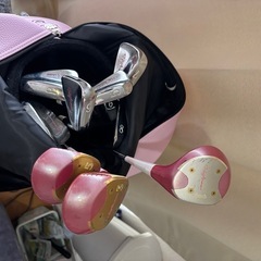 新品のゴルフバッグ！クラブもおつけします！の画像