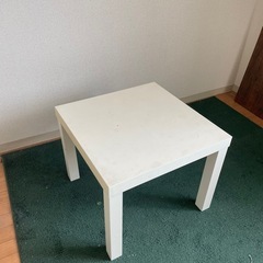 イケヤのテーブル