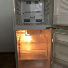 シャープ　冷蔵庫の画像
