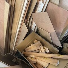 DIY用に！ポリ合板・化粧板・木材端材まとめてお譲りします（奈良市引き取り）の画像