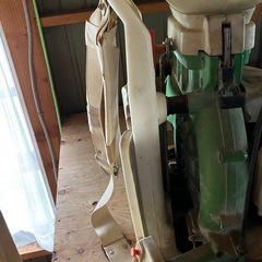 背負式動力散布機の画像