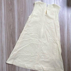 スナイデル　イエローノースリーブAラインワンピース　リネン　コットンの画像
