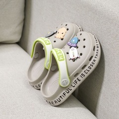 キッズ　サンダル×2足の画像