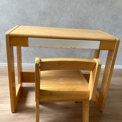 幼児用　学習机　知育