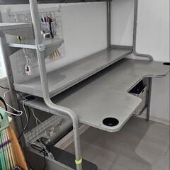 IKEA　ゲーミングデスク