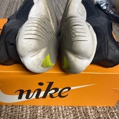NIKE スニーカー　ユニセックスの画像