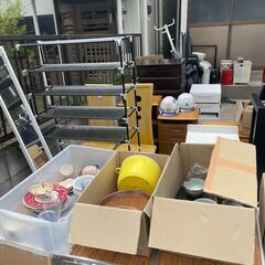 6/23日 無料 コーナー実施 家具 服 皿 の画像