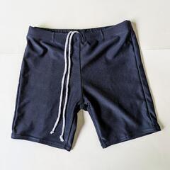 学生水着130cmの画像