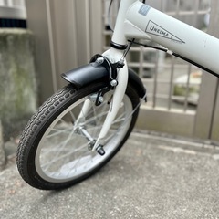 《売約済》【武蔵小山店】 UNELMA 折りたたみ自転車 MF101 ユネルマ 自転車 コンパクト 折りたたみ 軽量 16インチ ミニベロ 小径車 折畳自転車 町乗り 街乗り ママチャリ 通勤 通学 買い物 サイクリング おしゃれ自転車 小型自転車 ミニサイクル お買い物自転車 車載自転車 マットカラー シンプルデザイン カゴなし自転車の画像