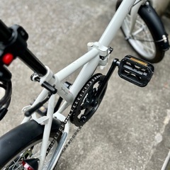 《売約済》【武蔵小山店】 UNELMA 折りたたみ自転車 MF101 ユネルマ 自転車 コンパクト 折りたたみ 軽量 16インチ ミニベロ 小径車 折畳自転車 町乗り 街乗り ママチャリ 通勤 通学 買い物 サイクリング おしゃれ自転車 小型自転車 ミニサイクル お買い物自転車 車載自転車 マットカラー シンプルデザイン カゴなし自転車の画像