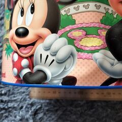 ディズニー　缶　②の画像