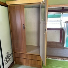 衣類収納タンスの画像