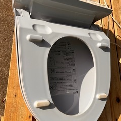 トイレの暖房便座の画像