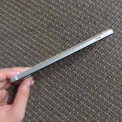 iPhone se 本体のみ 箱無しの画像