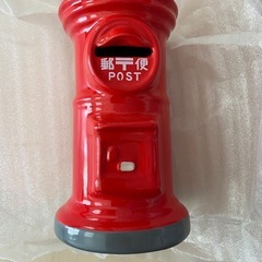 新品　郵便ポスト型貯金箱