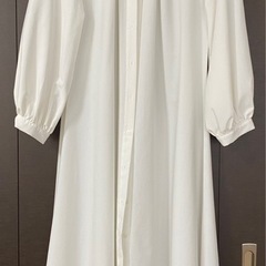 シャツワンピース　長袖　ホワイトの画像