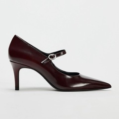 ZARA パンプス ベルト付き　ボルドーの画像
