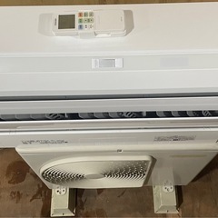 東芝　エアコン　6〜10畳用　工事費込み