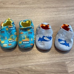 キッズ　ルームシューズ
