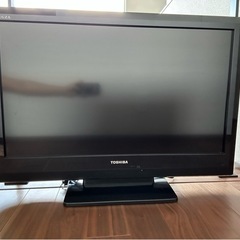 テレビ　東芝　REGZA 32V型