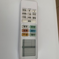 ハイセンス　2022年製　ルームエアコン　AT-HA2213  6畳用の画像