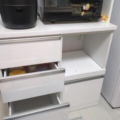 最終処分、キッチン棚、食器棚の画像