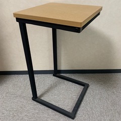 サイドテーブル52×29×29cm 耐荷重20kg以上？