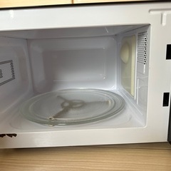 【お値下げ中】アイリスオーヤマ　電子レンジ　2020年製の画像