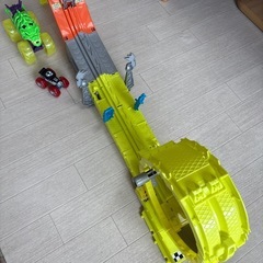 ホットウィールのモンスタートラックシリーズ　コースセットの画像