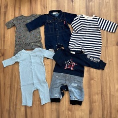 ロンパースなど子供服まとめ売り　おまけつきの画像