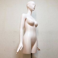 婦人マネキン　女性トルソー美品　上半身ボディ高さ調節可能　頭・左...