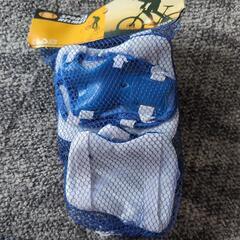 新品未使用　子供用　膝肘サポート　の画像