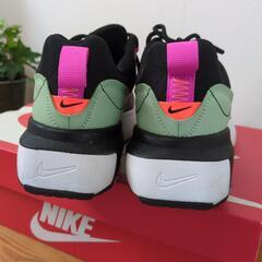 NIKE シューズ 23.5cmの画像