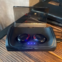 bluetooth イヤホンの画像