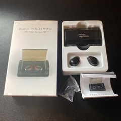 bluetooth イヤホンの画像