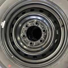 ハイエース夏タイヤ　ブリヂストン製 195/80R15 107/105L ①の画像