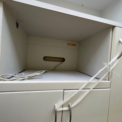 食器棚の画像