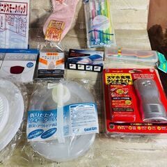 災害用具 セット 携帯ライト 食事用具 衛生道具 自作の画像